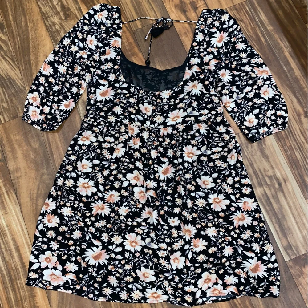 American Eagle Floral Dress - Picture 5 of 6